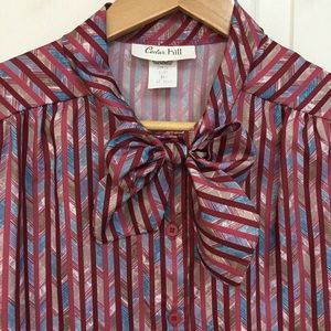 VINTAGE sz 10 Blouse Long Sleeve High Neckline Tie or Bow Detail Red Blue